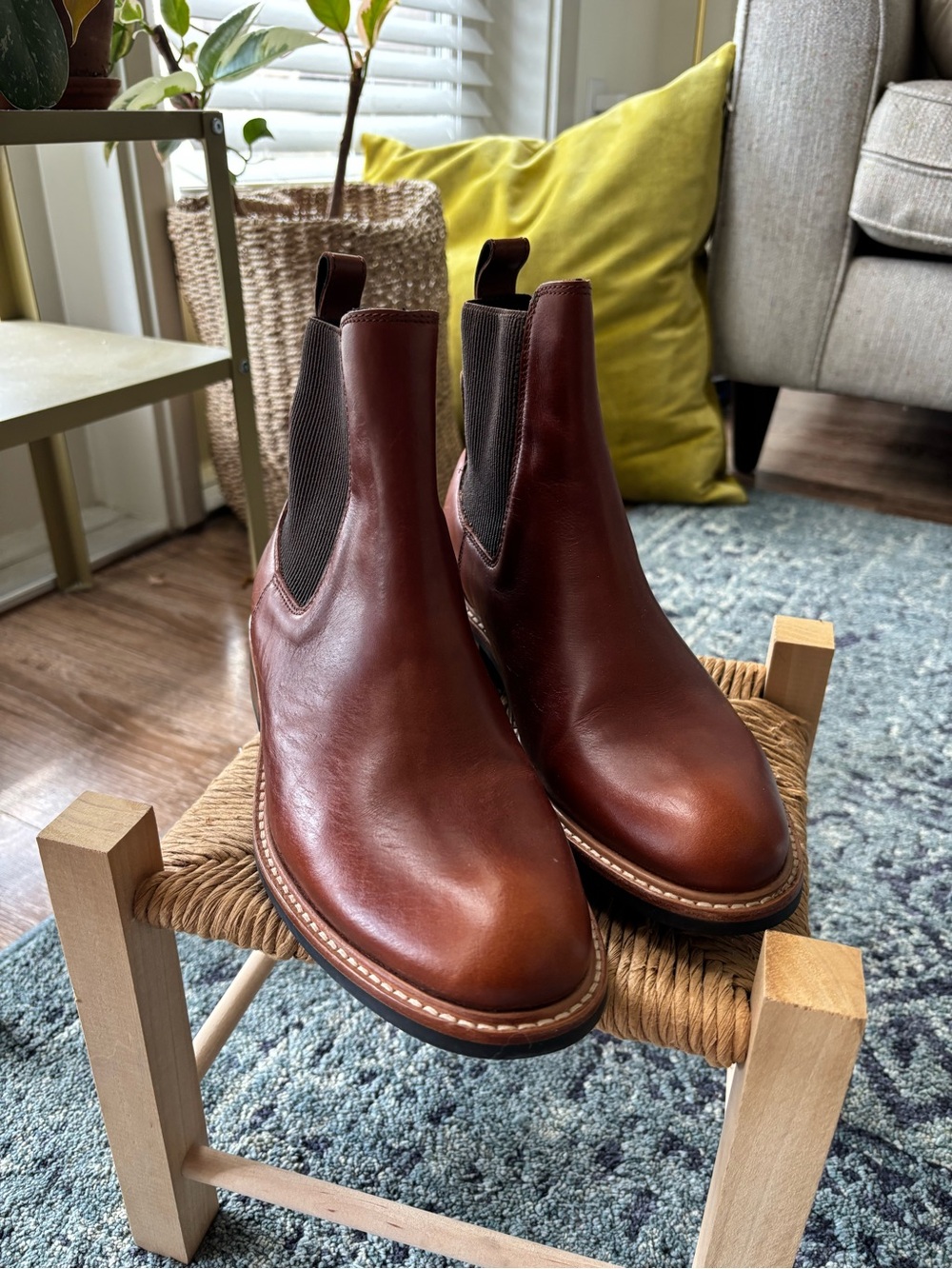 Nisolo Carmen Chelsea Ankle Boots